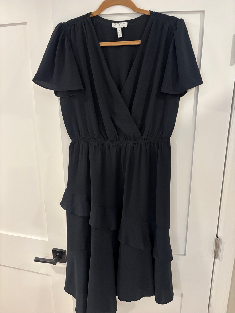 sofia by sofia vergara Black Wrap V-Neck Tiered Midi Dress